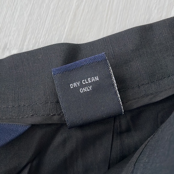 Preston and York flat front silhouette formal wear - Picture 6 of 6